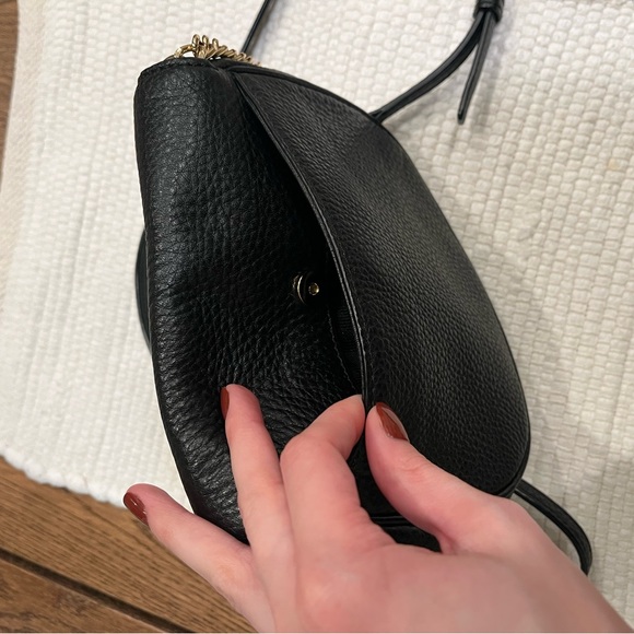 Michael Kors Crossbody - Picture 3 of 4